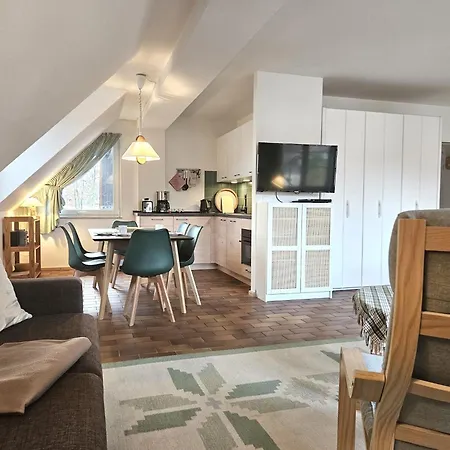 Apartmán Resi E 7 *